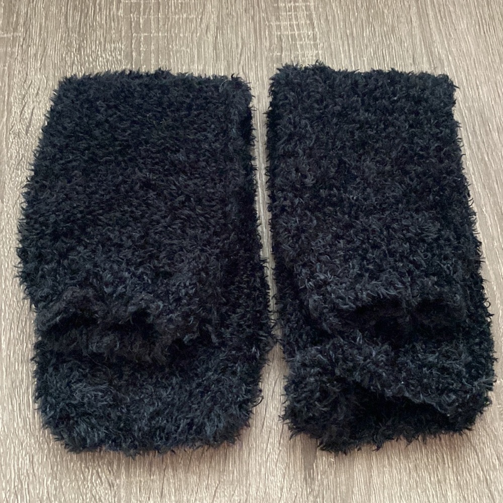 Black Faux Fur Leg Warmers Halloween Costume - Picture 4 of 4